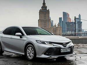 Toyota Camry _0