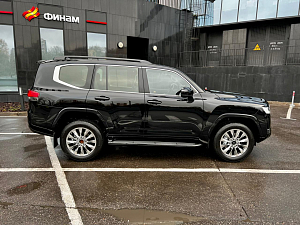 Toyota Land Cruiser 300_3