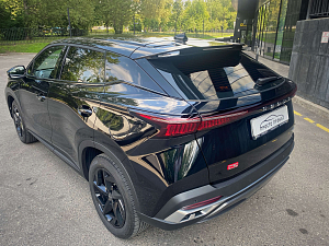 Omoda C5 Black_3