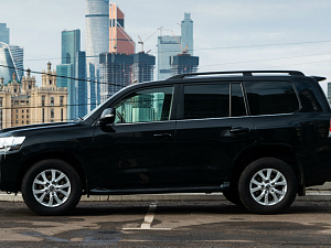 Toyota Land Cruiser 200, 2017, бензин_3