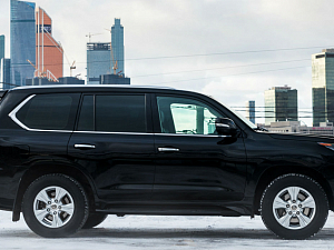 Lexus LX 450d_3