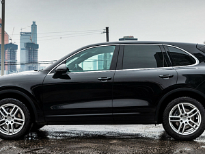 Porsche Cayenne 2 958 (черный)_3