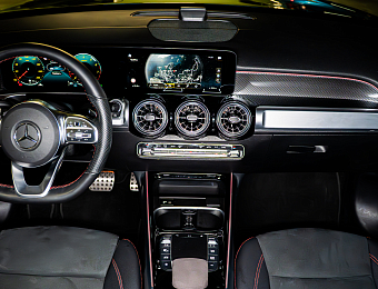 Mercedes GLB 250 4MATIC_2