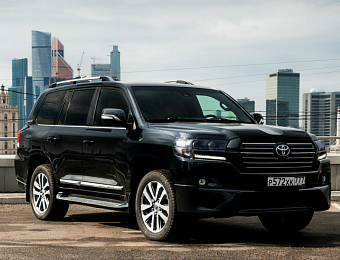 Toyota Land Cruiser 200 Executive Black_1
