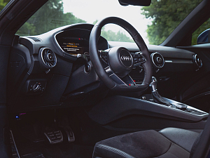 Аренда Audi TT 8S_2