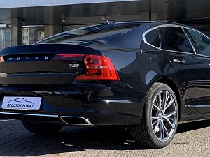 Volvo S90_3