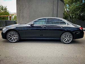 Mercedes-Benz E350d_1