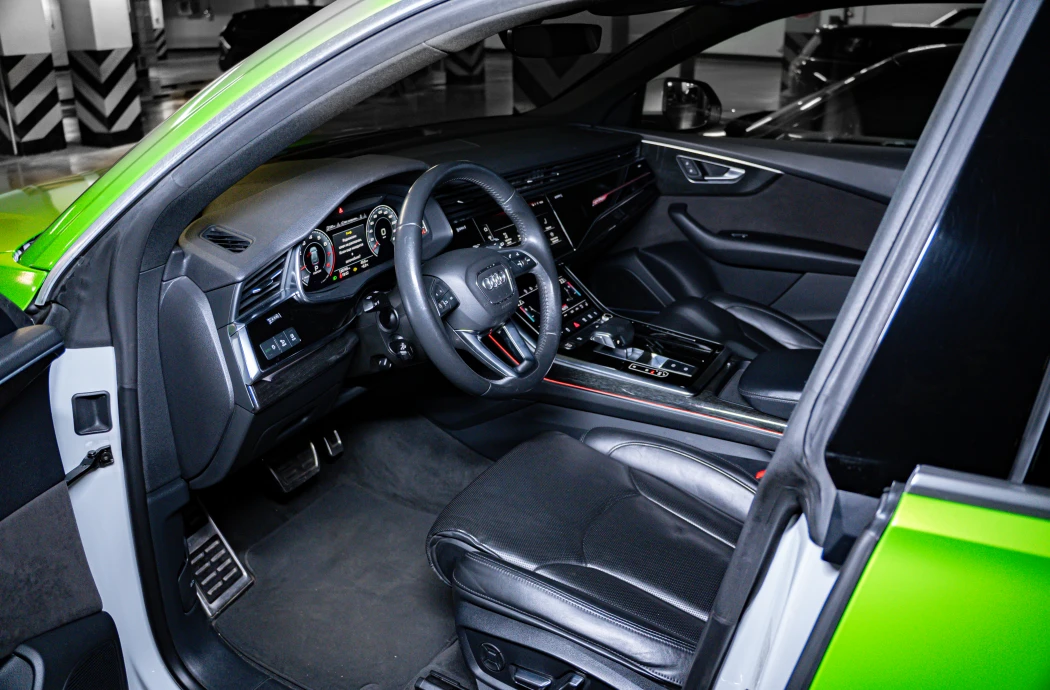 Аренда Audi Q8 в Москве - прокат без залога