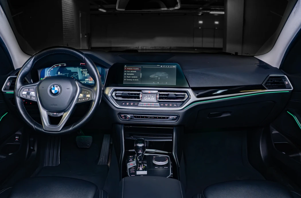 Аренда BMW 318i G20 M Sport