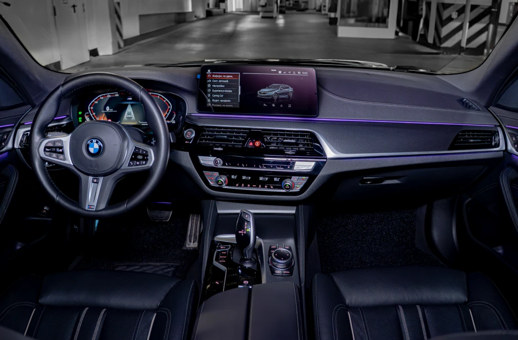 Аренда BMW 520i