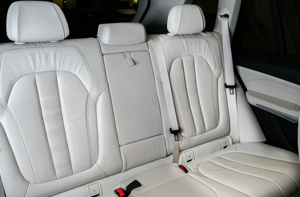 Аренда BMW X5 M-sport Green 