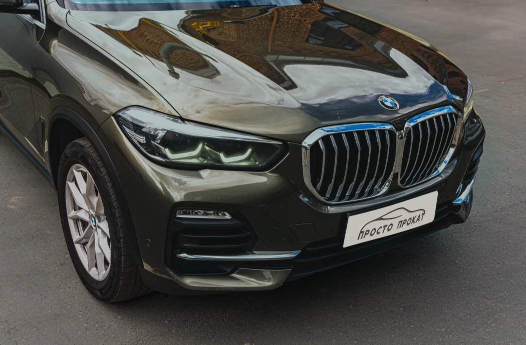 Аренда BMW X5 M-sport Green 
