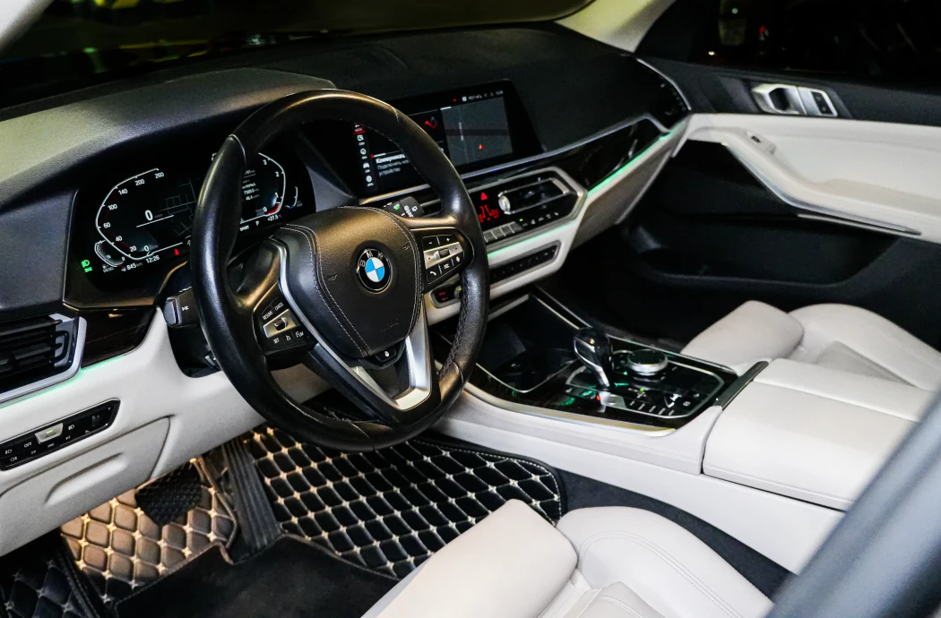 Аренда BMW X5 M-sport Green 