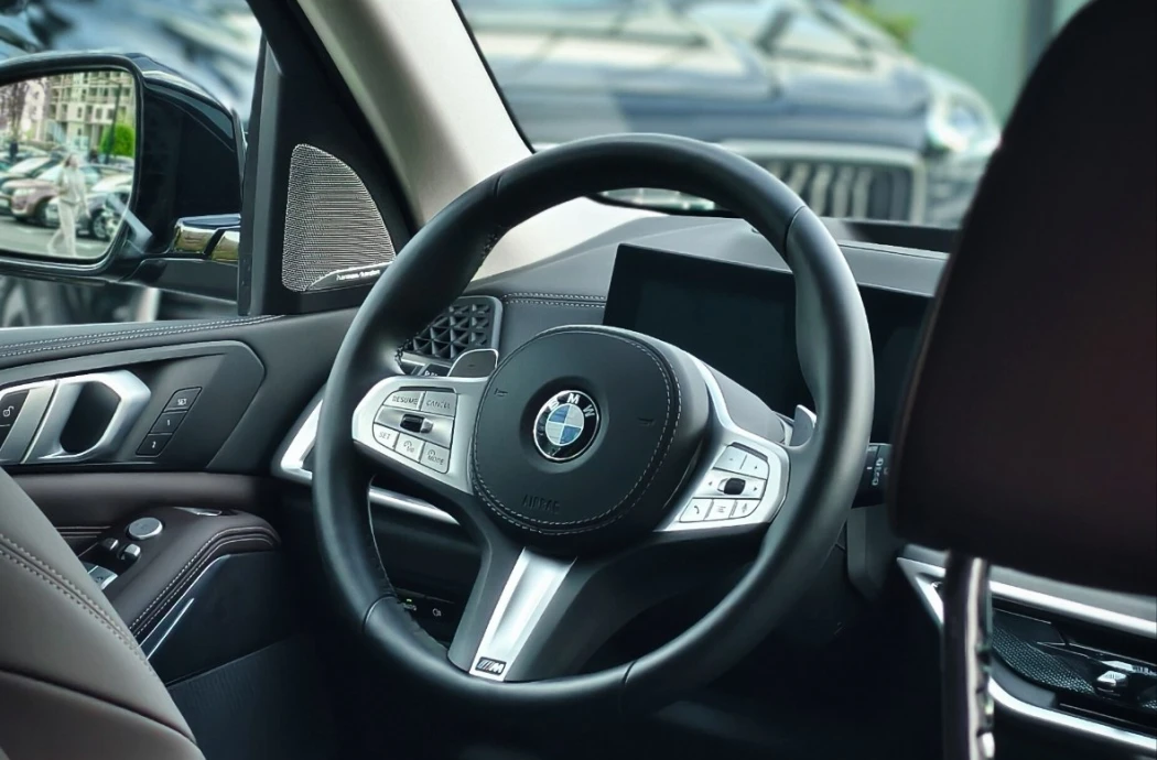 Аренда BMW X5  X-DRIVE 30LI
