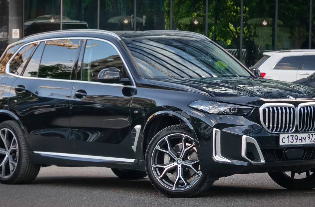 Аренда BMW X5  X-DRIVE 30LI