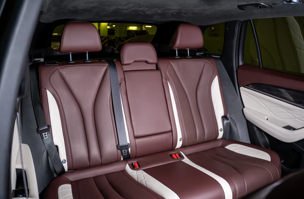 Аренда Geely Monjaro