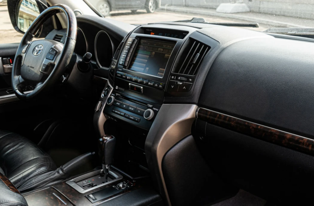 Аренда Лэнд Крузер 200