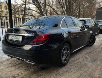 Mercedes-Benz C200_2