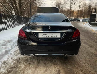 Mercedes-Benz C200_3