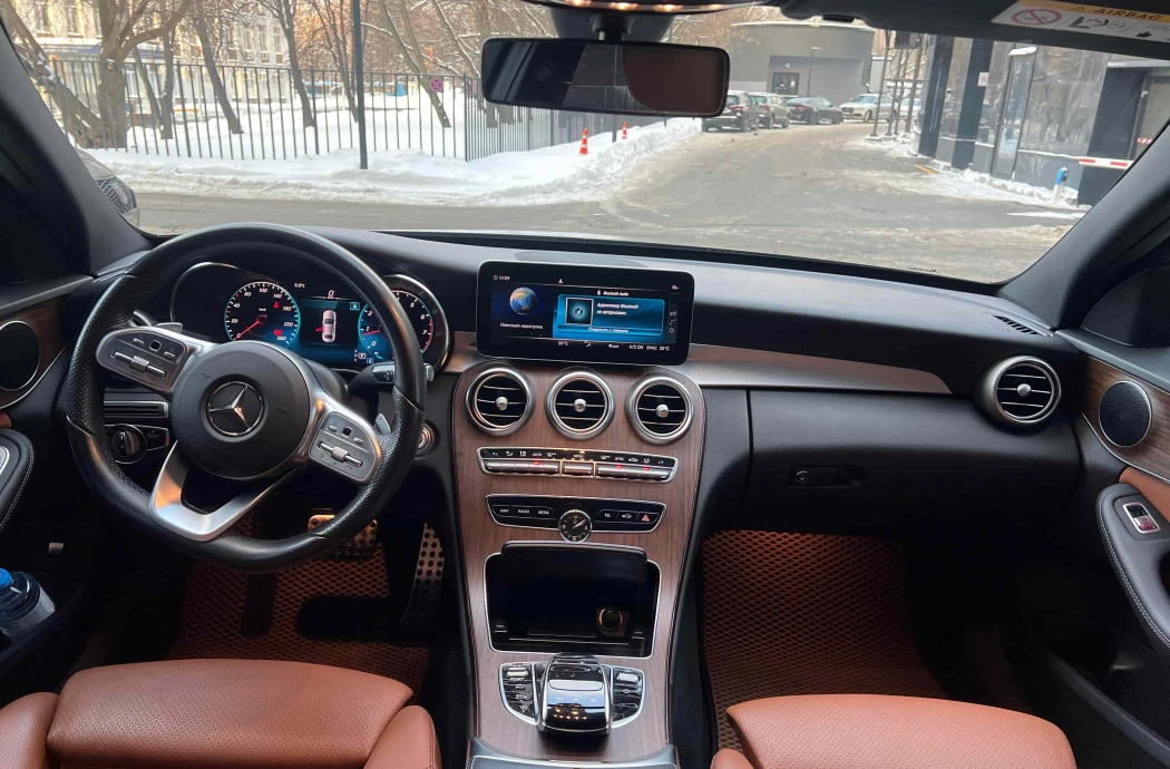 Аренда Mercedes C200