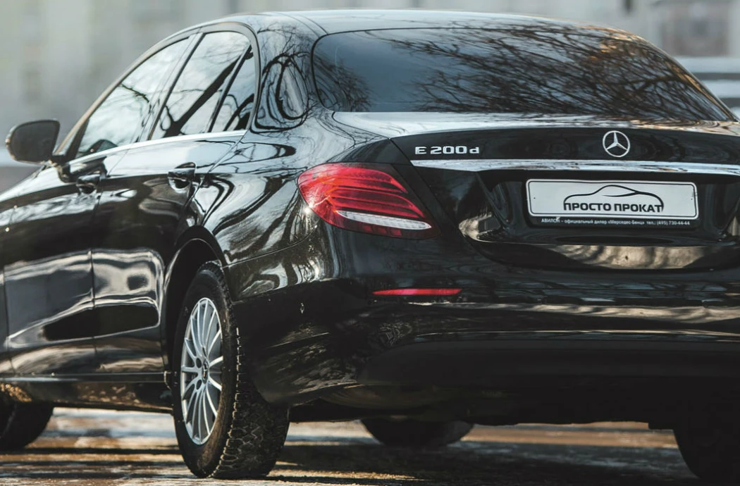 Аренда Mercedes Benz Е220 W213 Аренда Mercedes Benz Е220 W213