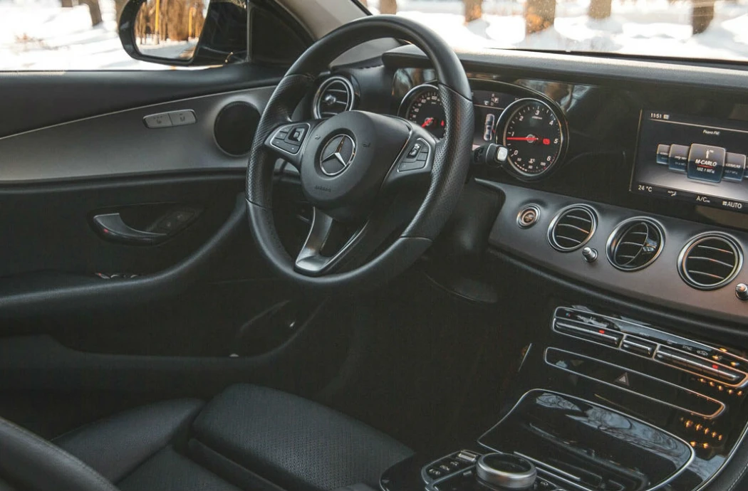 Аренда Mercedes Benz Е220 W213