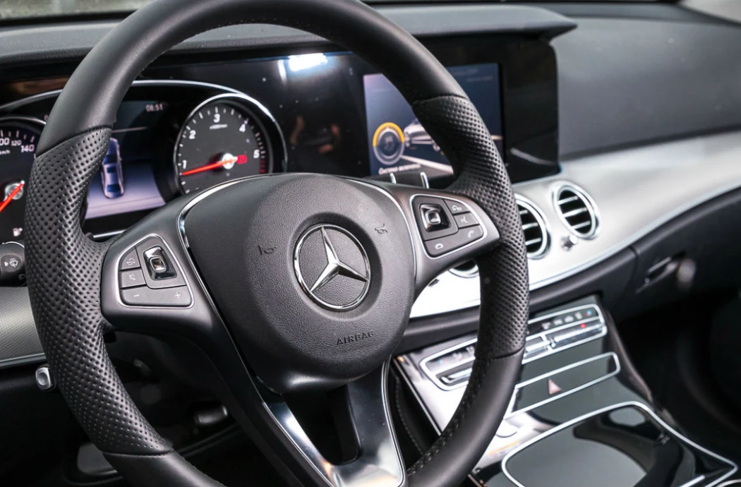 Аренда Мерседес Е220