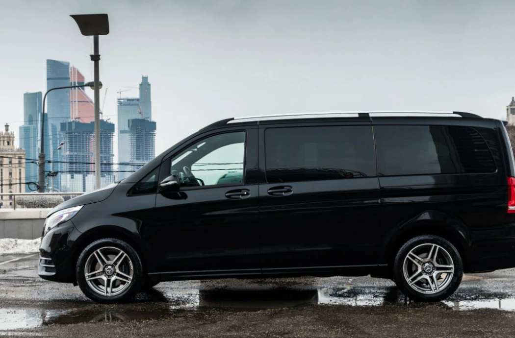 Аренда Mercedes-Benz V220D 4matic AMG