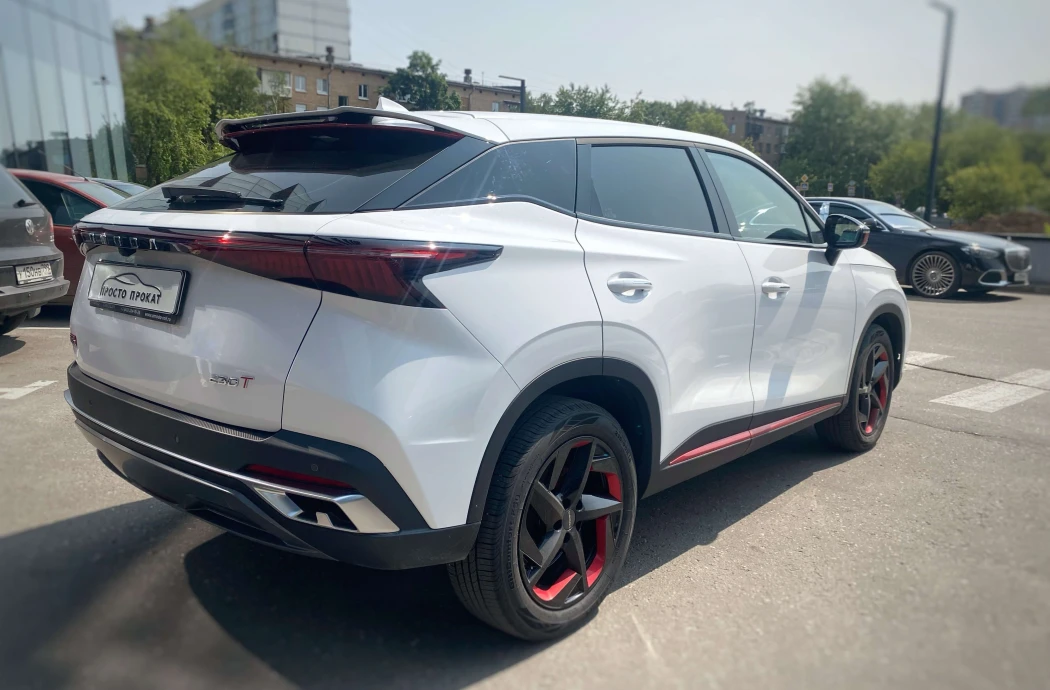 Аренда Omoda C5 White