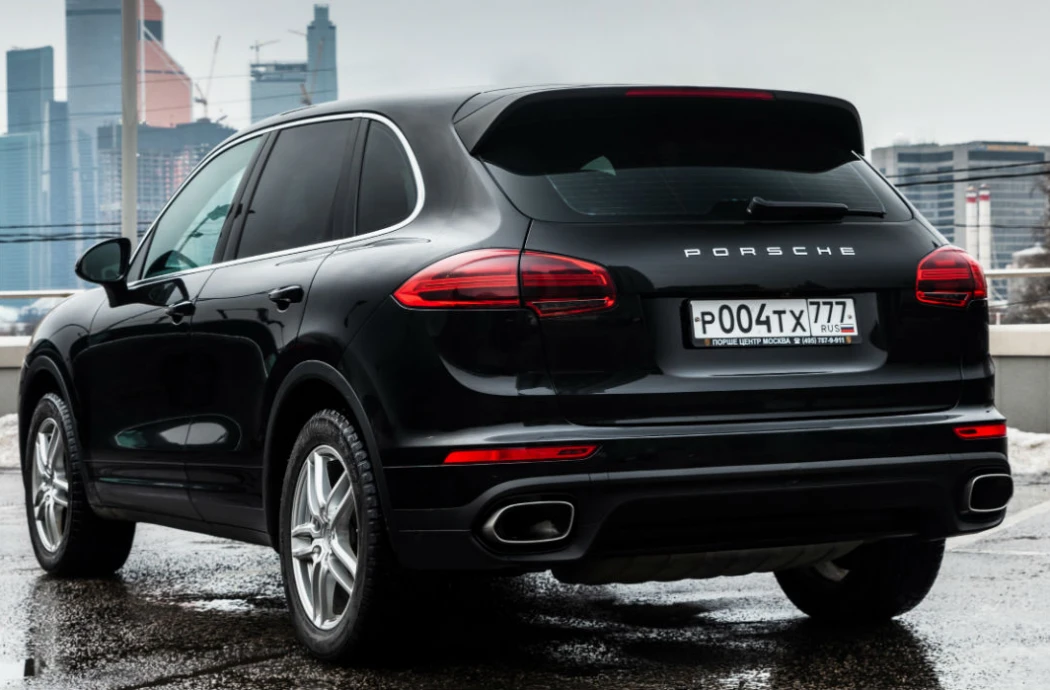 Аренда Porsche Cayenne 2 958 (черный)