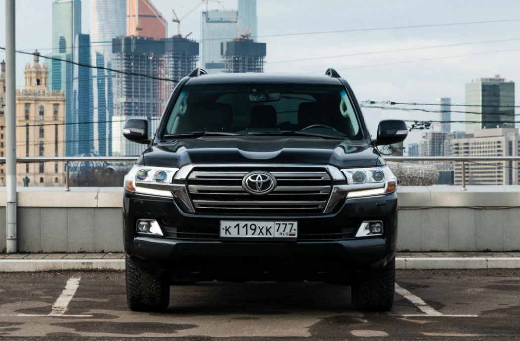 Аренда Тойота Лэнд Крузер 200 2017 Рестайлинг