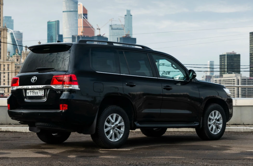 Аренда Тойота Лэнд Крузер 200 2017 Рестайлинг