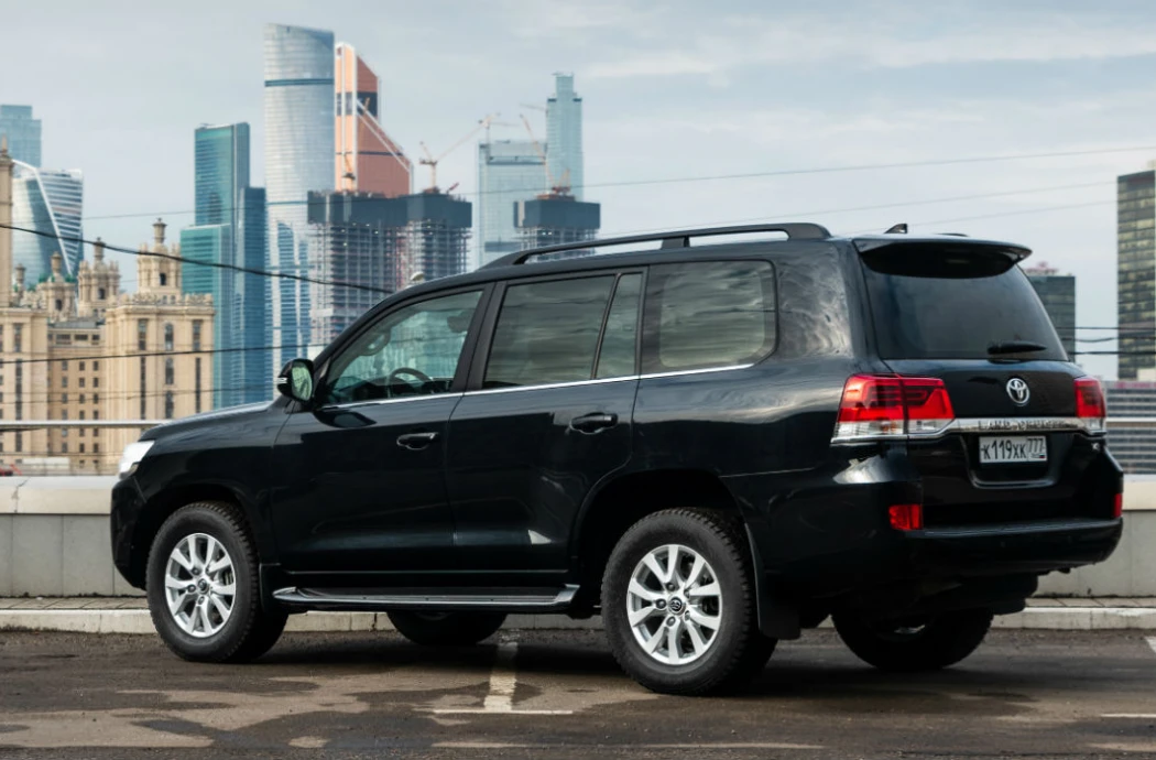 Аренда Тойота Лэнд Крузер 200 2017 Рестайлинг