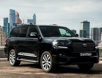 Toyota Land Cruiser 200 Executive Black_1