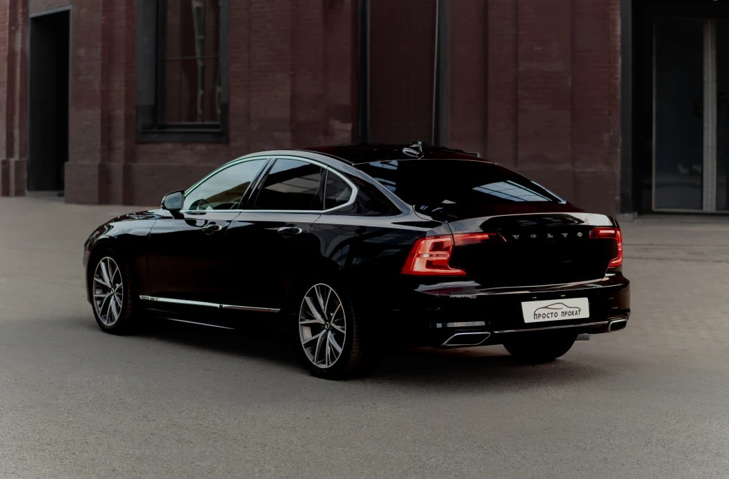 Аренда Volvo S90