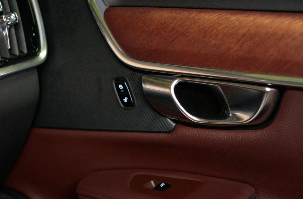 Аренда Volvo S90