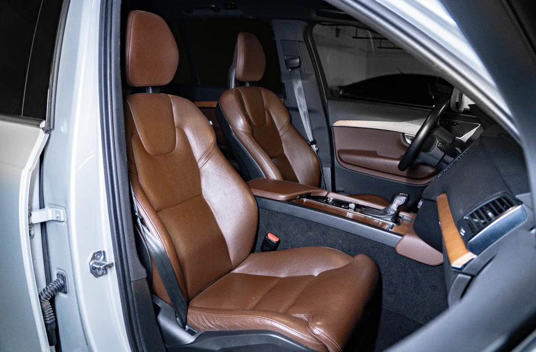 Аренда Volvo XC 90